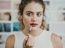 best-lip-exfoliators-feature