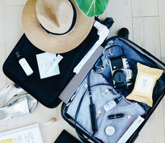 travel-packing-list-ideal